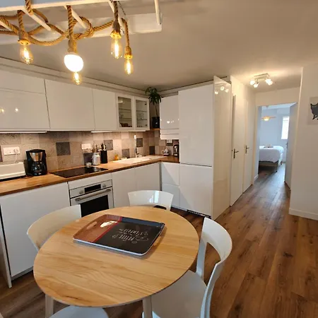 Apartman Gare, T2, Vue Bastille Et Belledonne, Climatisation, Neuf *
