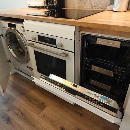 Gare, T2, Vue Bastille Et Belledonne, Climatisation, Neuf Apartman